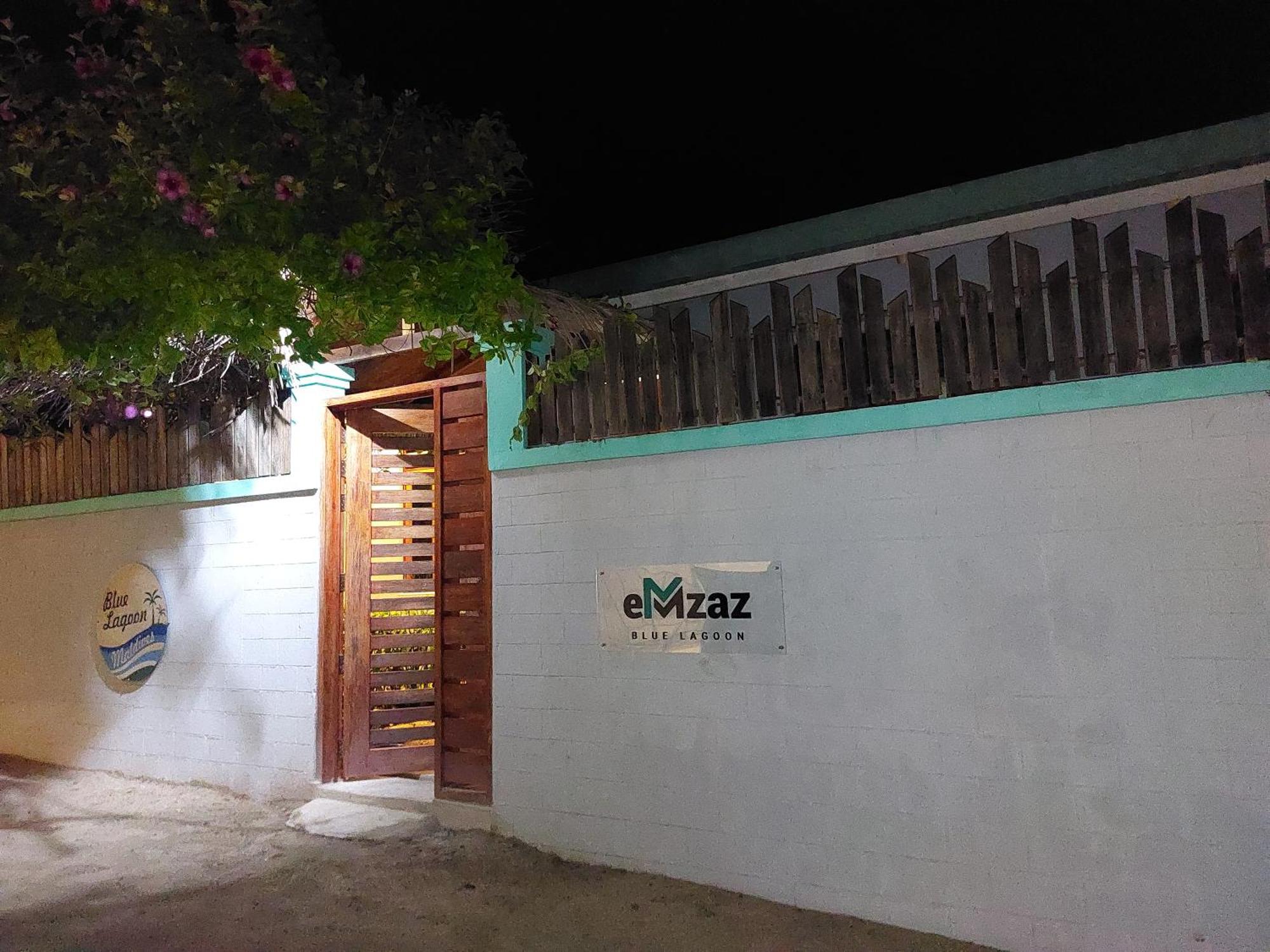 Emzaz Blue Lagoon Ugoofaaru Exterior foto