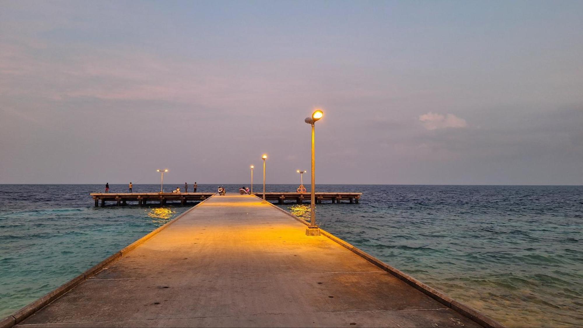 Emzaz Blue Lagoon Ugoofaaru Exterior foto